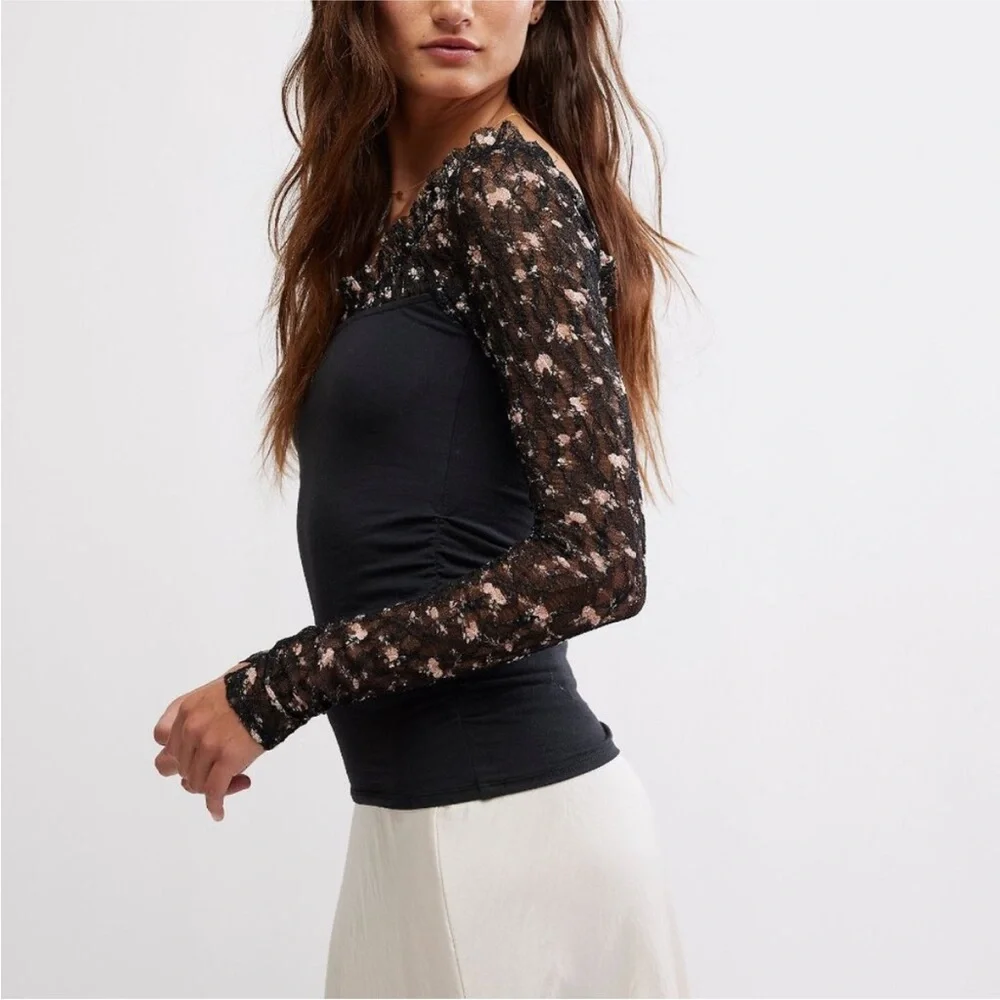 Free People floral lace sleeve Top